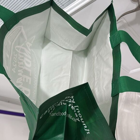 Bath & Body works bag - Picture 3 of 5